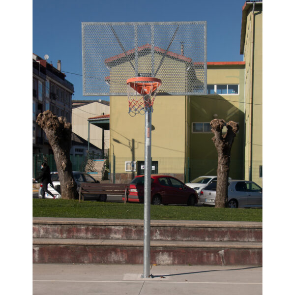JGO CANASTAS ANTIVANDALICAS BALONCESTO NEW TUBO 114 MM GALVANIZADAS -INCLUYE AROS, REDES Y TABLEROS- - Imagen 5