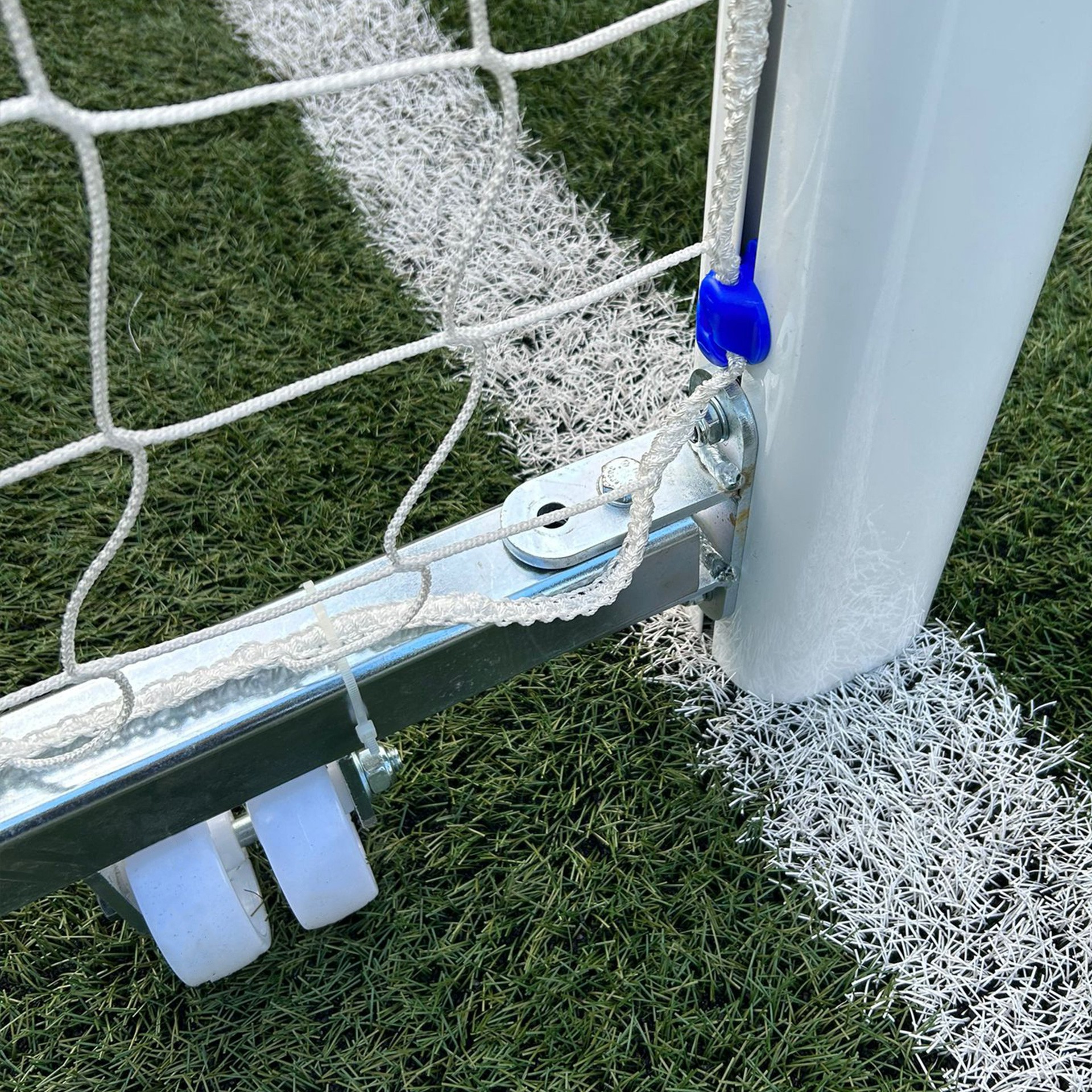 JUEGO PORTERÍAS ALUMINIO FÚTBOL 7 120X100 MM ABATIBLES CON ARQUILLOS CINCADOS - Imagen 4