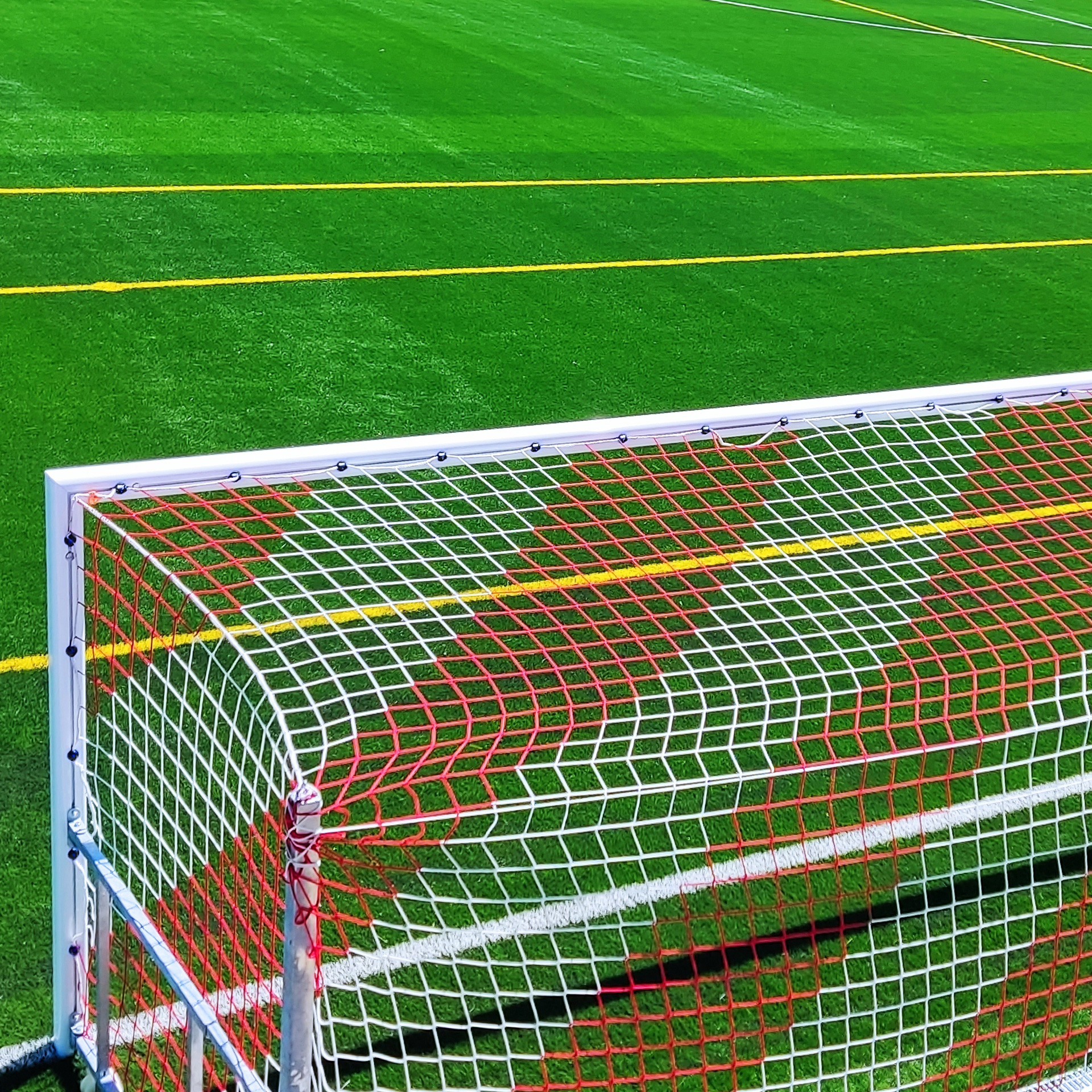 JUEGO PORTERÍAS ALUMINIO FÚTBOL 7  120X100 MM ABATIBLES CON ARQUILLOS GALVANIZADOS EN CALIENTE - Imagen 4